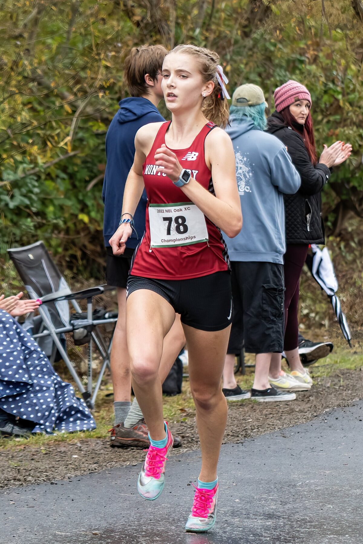 Runner in red singlet with bib 78